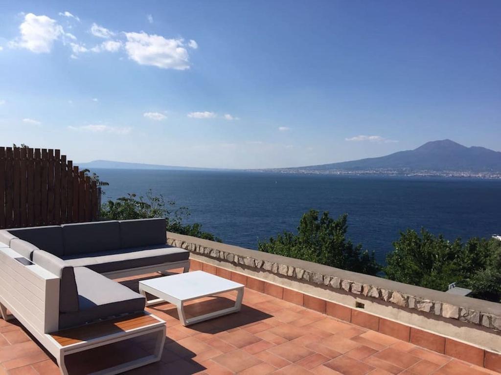 ויקו אקוונסה Villa Bikini On Sorrento Coast מראה חיצוני תמונה